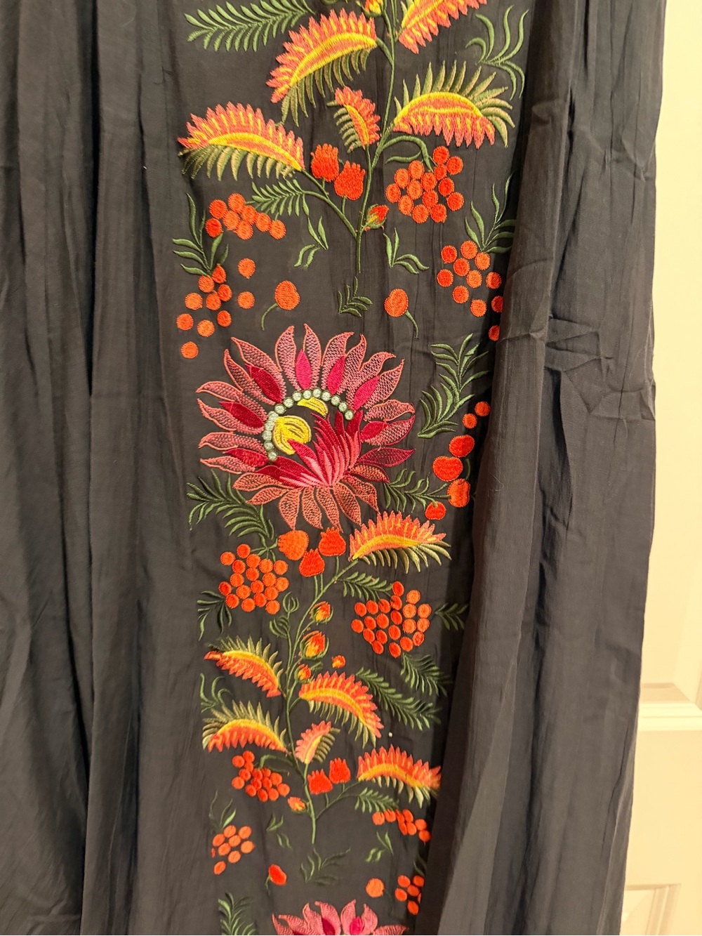 Samant Chauhan Embroidered Halter Dress, a collaboration with Anthropologie - Picture 4 of 8